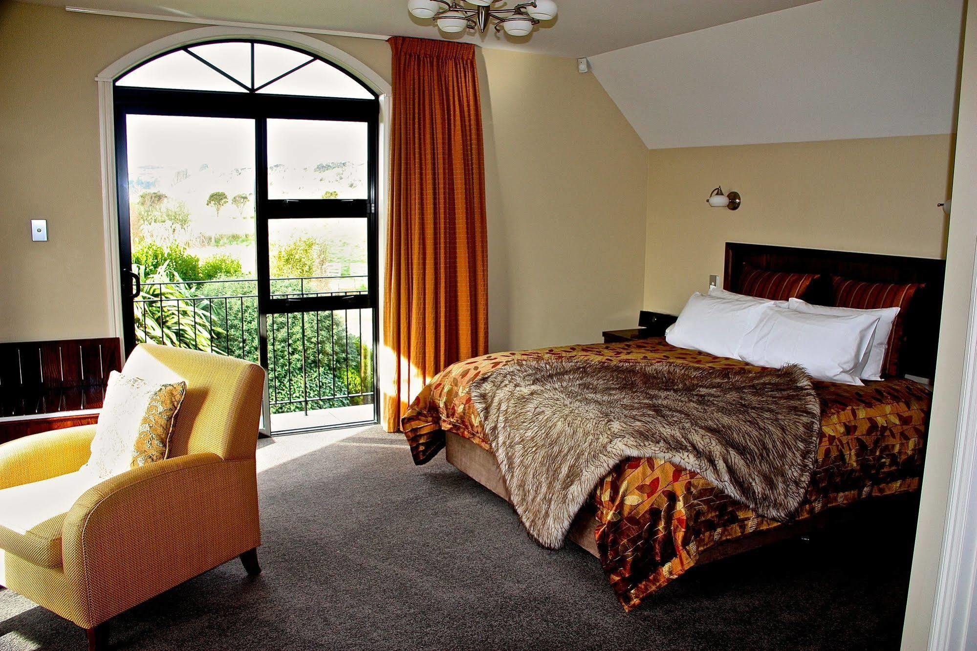 Dock Bay Lodge Те-Анау Экстерьер фото